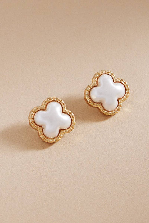 Clover Pearl Cabochon Center Pendant Post Earrings