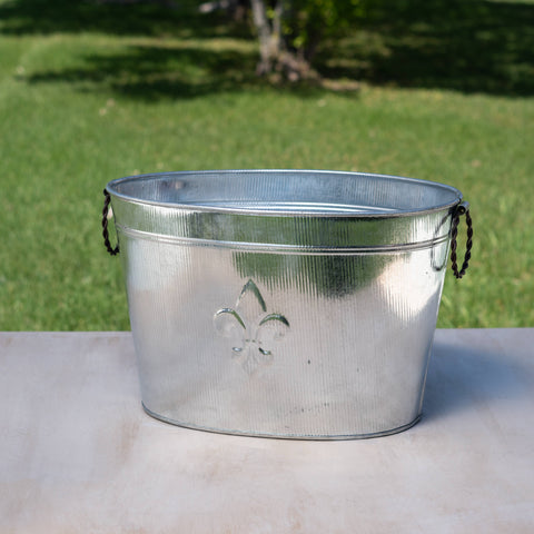 Ribbed Fleur de Lis Beverage Tub