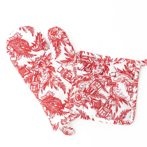 Nutcracker Toile Oven Mitt Set