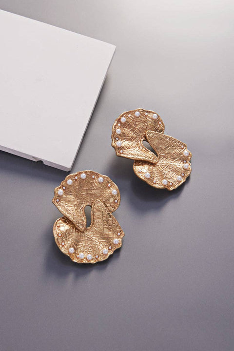 Ruffle Fan Shaped Vintage Pearl Post Earrings