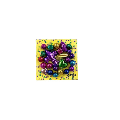 Mardi Gras Bead Magnet