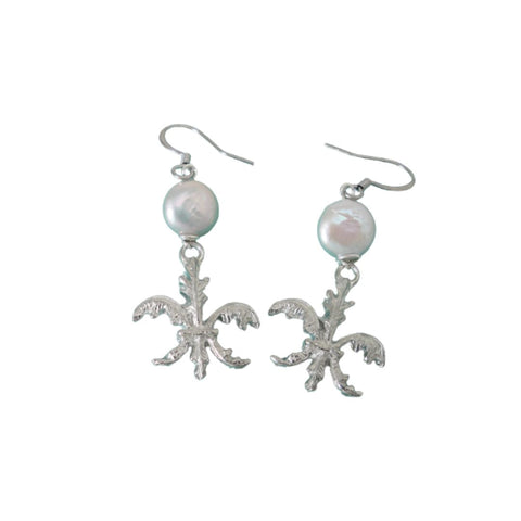 Banana Leaf Fleur de Lis Pearl Earrings