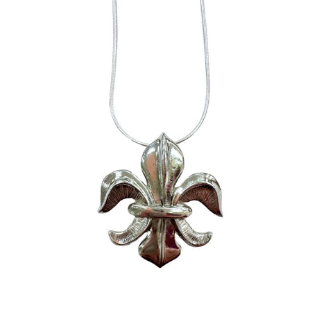 Classic Fleur de Lis Necklace