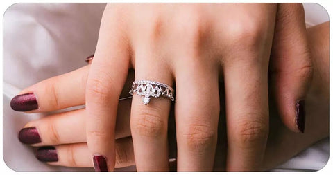 Silver Fleur de Lis Rhinestone Tiara Ring