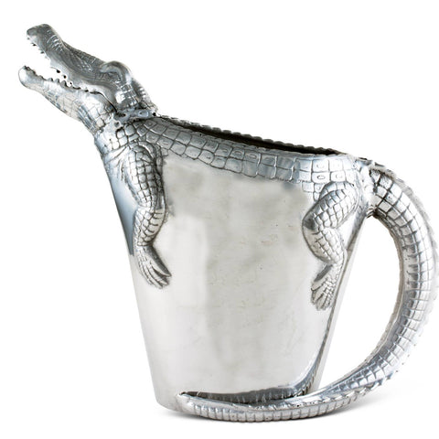 Alligator Pitcher