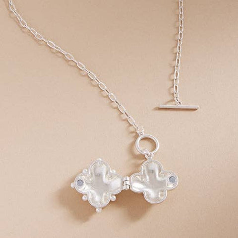 Puffy Clover Locket Necklace - 318 Art & Frame