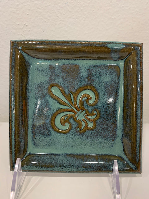 Small Tray with Fleur de Lis - 318 Art and Garden