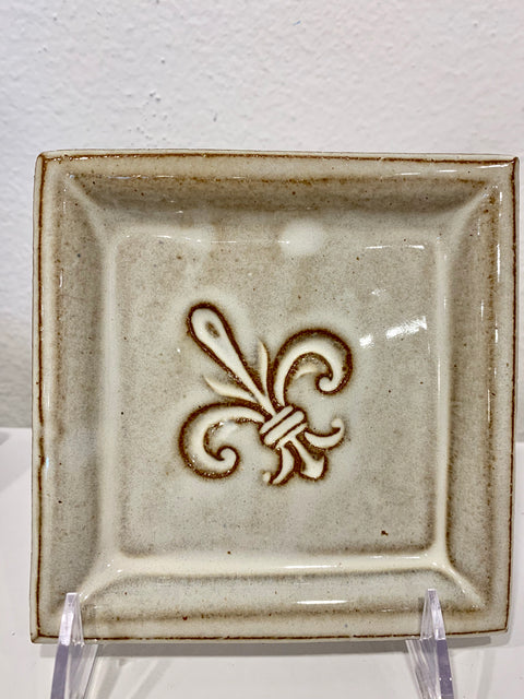 Small Tray with Fleur de Lis - 318 Art and Garden