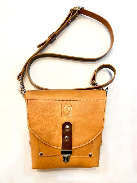 Toledo Bend Purse - 318 Art and Garden