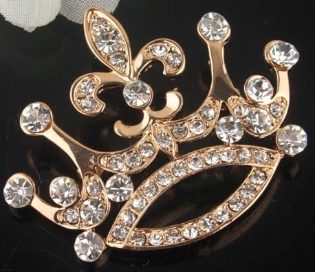 Yellow Gold Crown Brooch